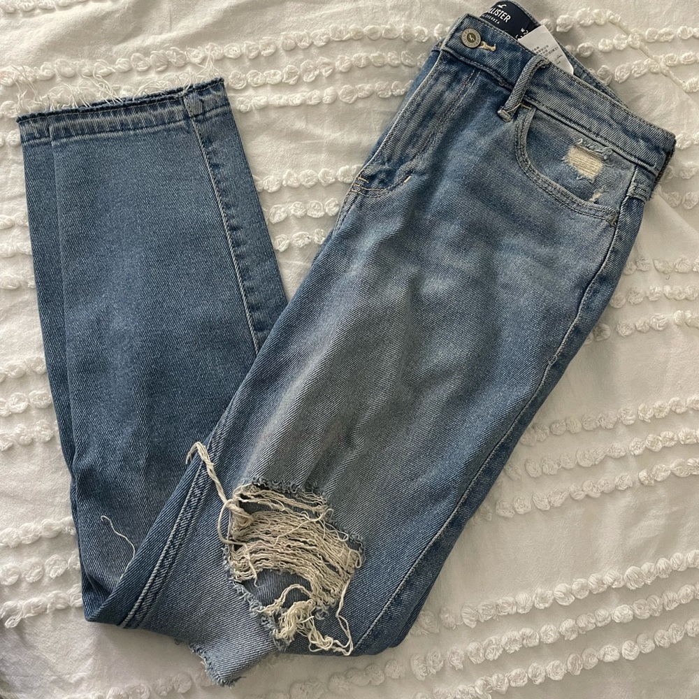 Hollister High Rise skinny crop Jeans